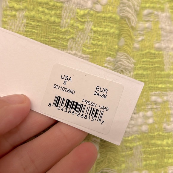 STEVE MADDEN
Women's Harlow Houndstooth Tweed Blazer Size Small - Picture 11 of 11